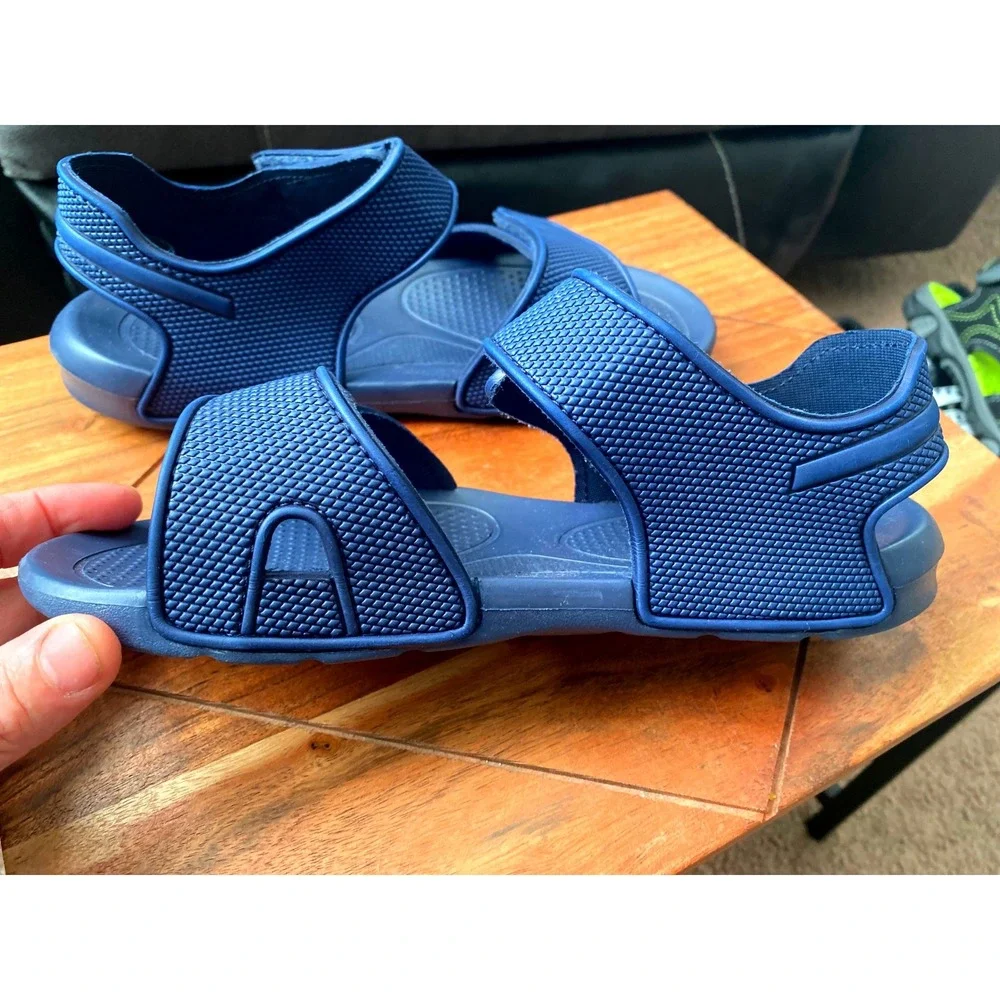 GAP Kids Sandals Water Shoes Adjustable Straps‎ Blue Size 3/4